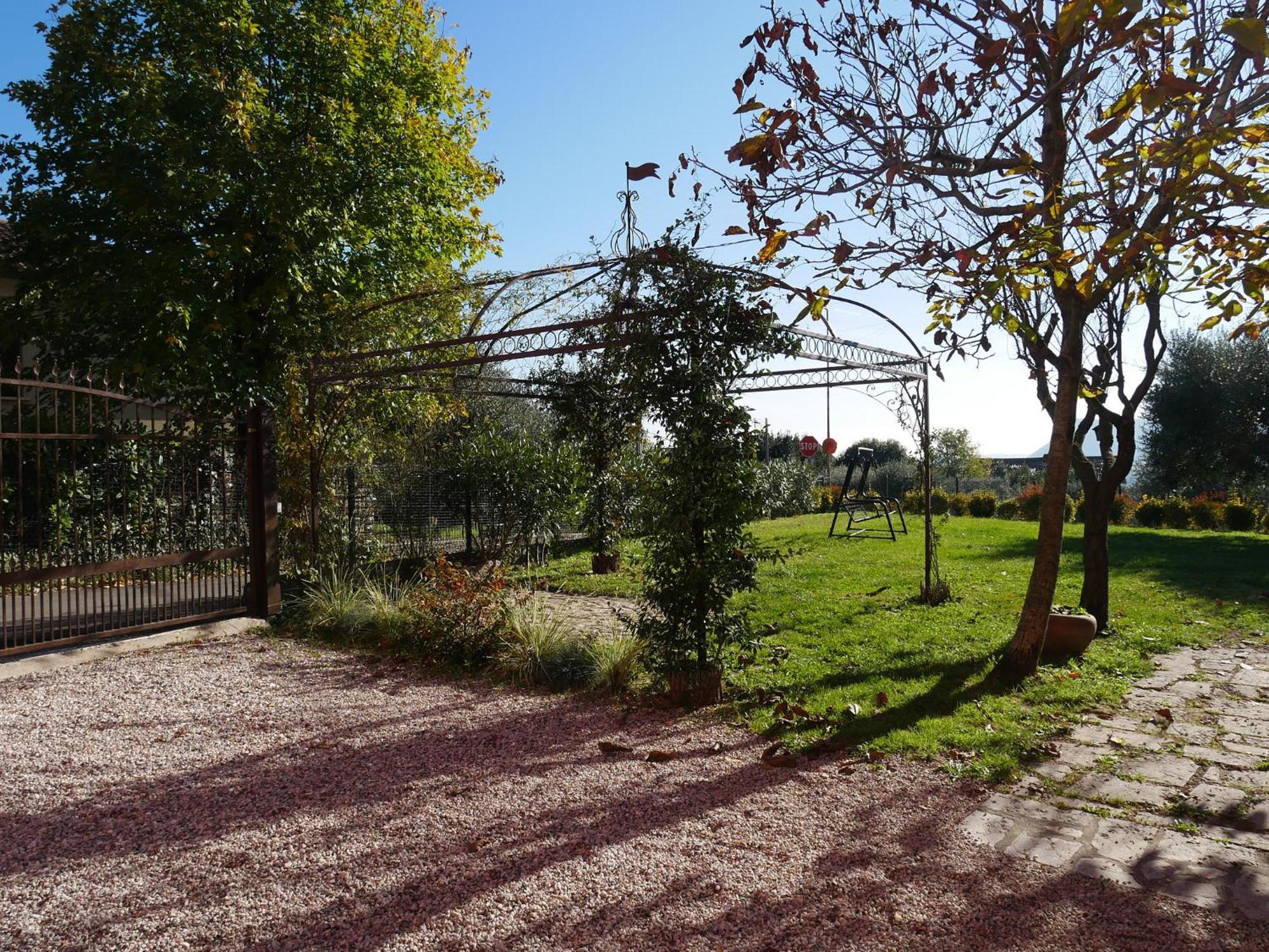 Redhouse Pesina Villa Costermano Eksteriør bilde
